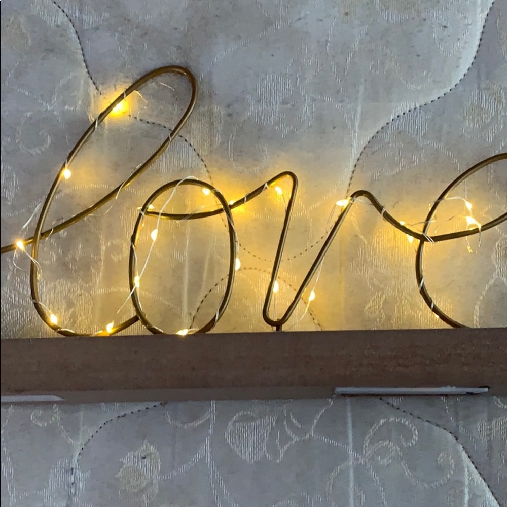 Home decor - Picture 3 of 4